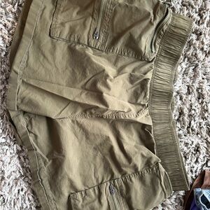 Olive green Shorts
